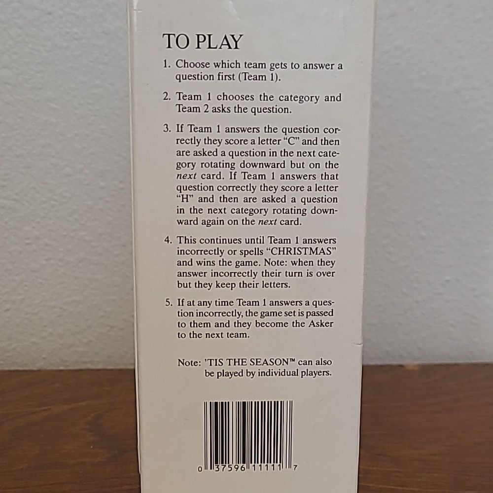 Christmas Trivia Tis The Season Card Game! Excellent Condition - Picture 8 of 8